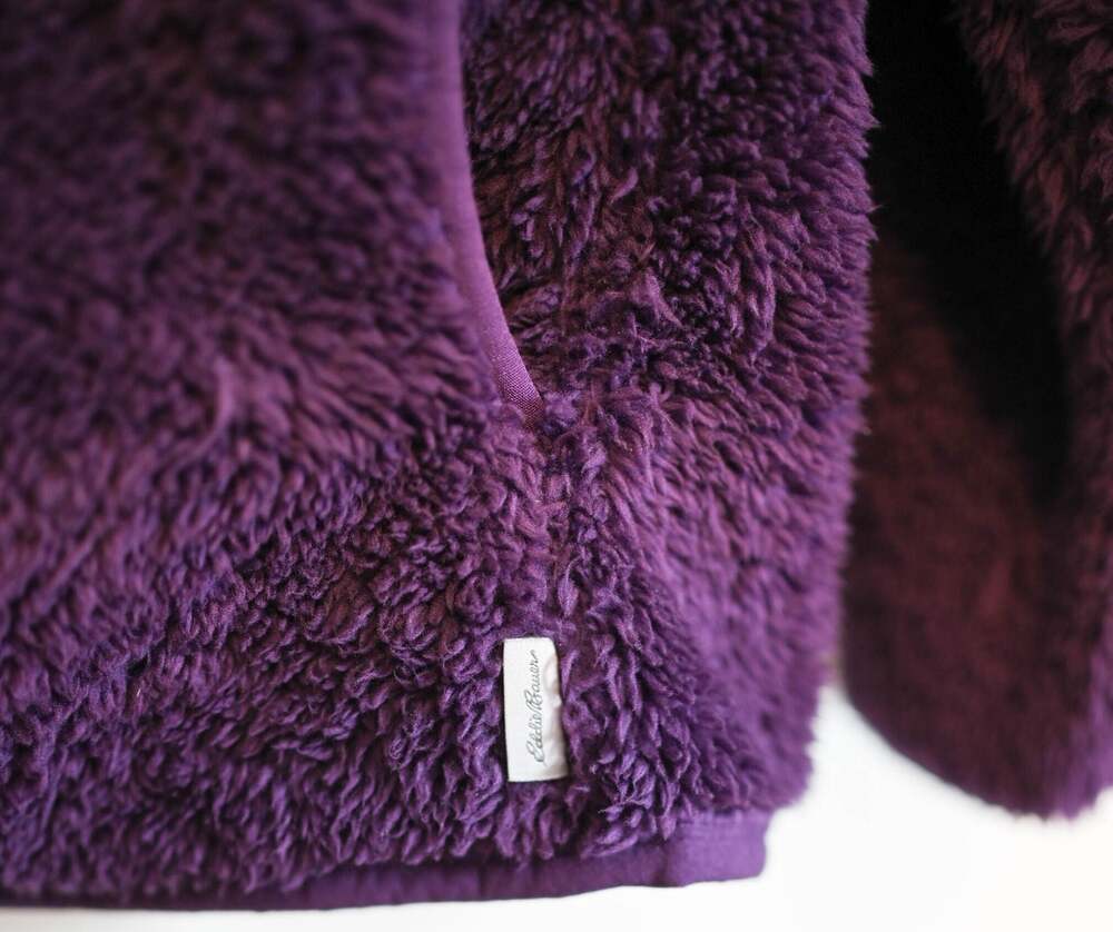 Eddie Bauer Women's Full-Zip Plush Fleece Teddy Jacket in Purple - Picture 4 of 5